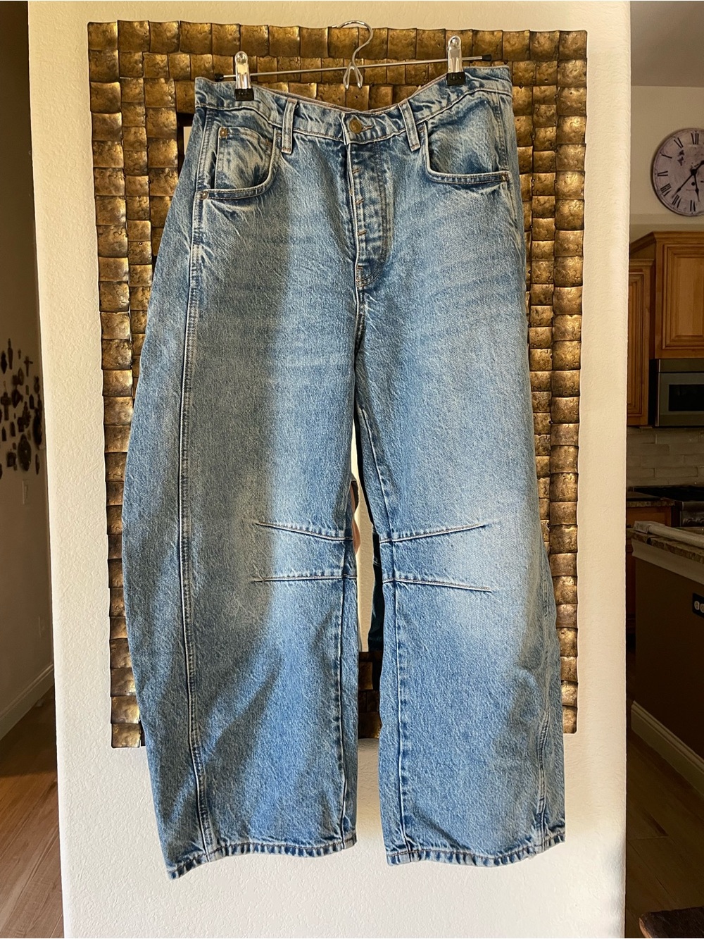 Free People Light Denim Relaxed Barrel Wide-Leg Crop Jeans Size 28
